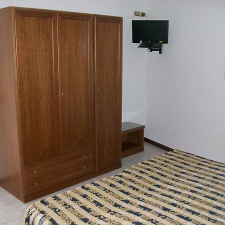 סינאלונגה Hotel Santorotto Di Fabio Terrosi מראה חיצוני תמונה