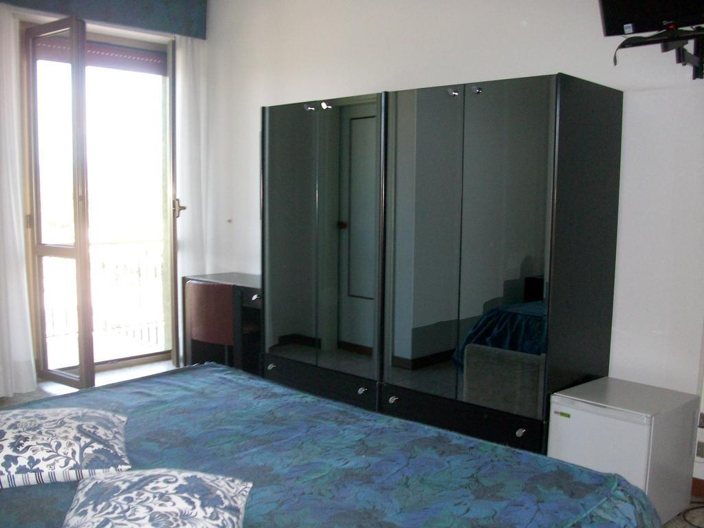 סינאלונגה Hotel Santorotto Di Fabio Terrosi מראה חיצוני תמונה