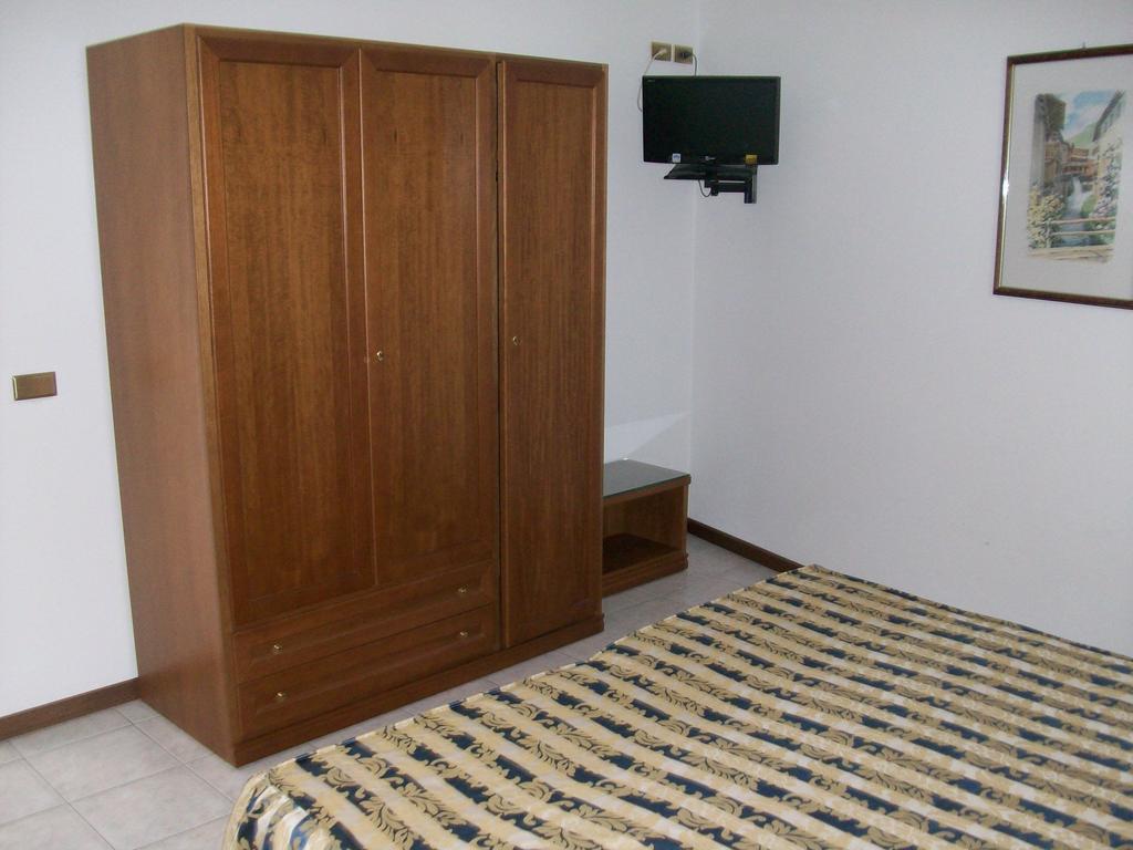 סינאלונגה Hotel Santorotto Di Fabio Terrosi מראה חיצוני תמונה