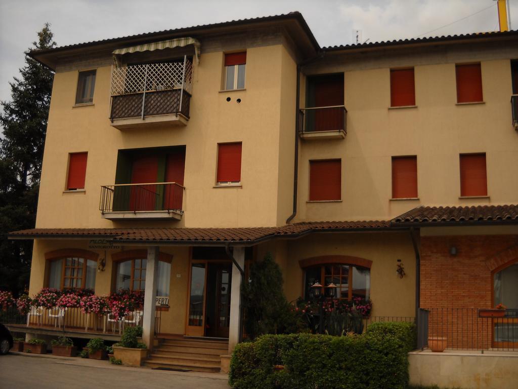 סינאלונגה Hotel Santorotto Di Fabio Terrosi מראה חיצוני תמונה